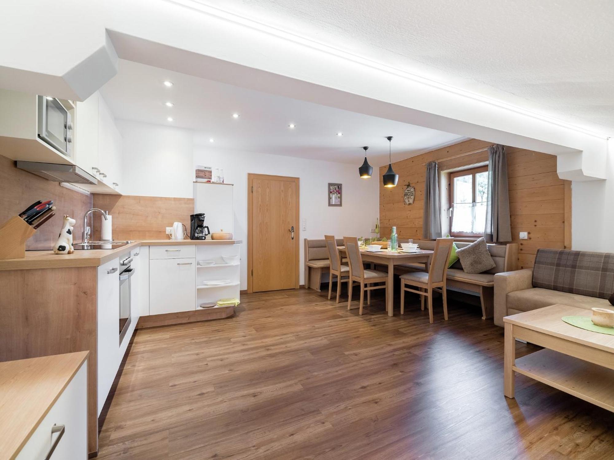 Cozy Feel Good Holiday Apartment In Leogang Esterno foto